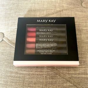 NWT Mary Kay Unlimited Lip Gloss Set - 5 Shades - Super Mini Gloss Assortment